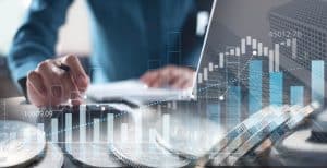 Analyzing financial data and graphs on computer
